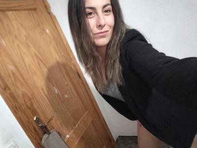 651383493: Chica busca chico en Córdoba