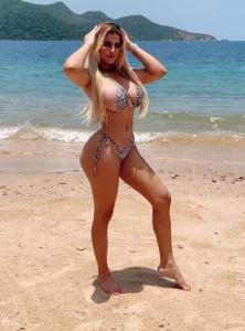 653913428: Chica busca chico en Sevilla