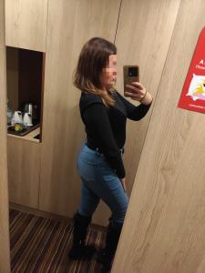 614085239: Chica busca chico en Tenerife