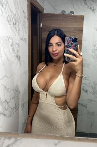 632984007: Chica busca chico en Sevilla