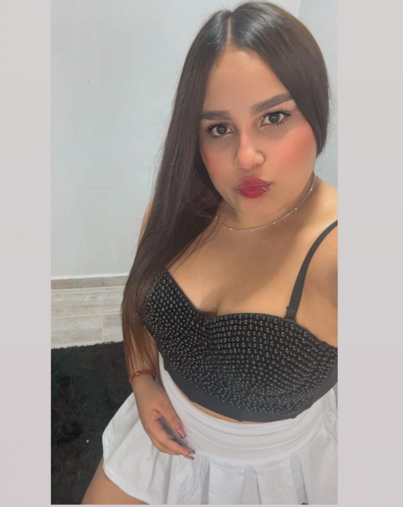 634127332: Chica busca chico en Murcia