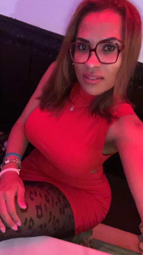 613577585: Travesti en La Rioja