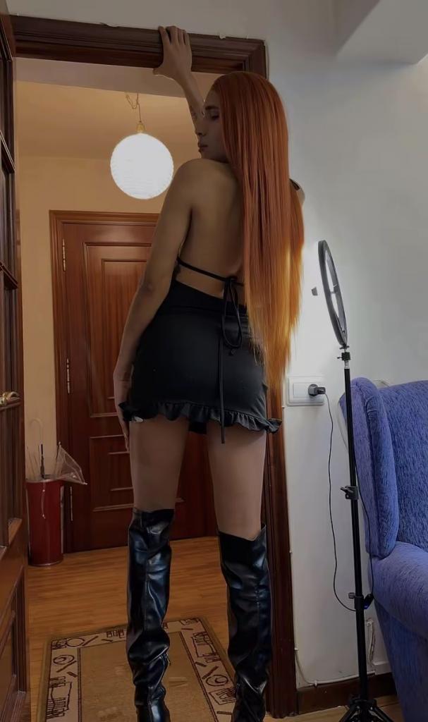 672592955: Travesti en La Coruña