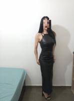 631147932: Chica busca chico en Barcelona