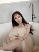 631947313: Chica busca chico en Barcelona