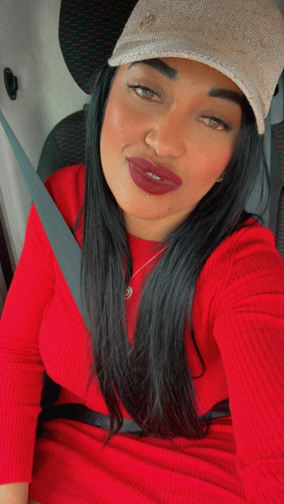 Chica busca chico en Pontevedra: 