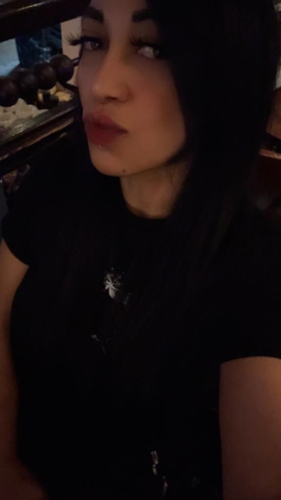 638351631: Chica busca chico en Lugo