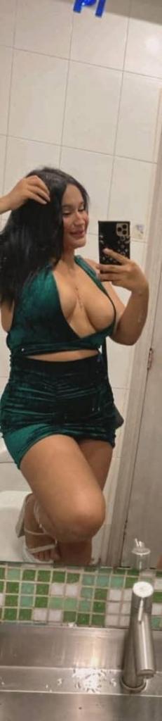 617746381: Chica busca chico en Madrid