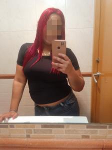 613434210: Chica busca chico en Barcelona