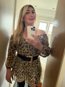 643785588: Transexual en Pontevedra