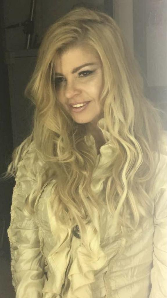 Chica busca chico en Granada: 