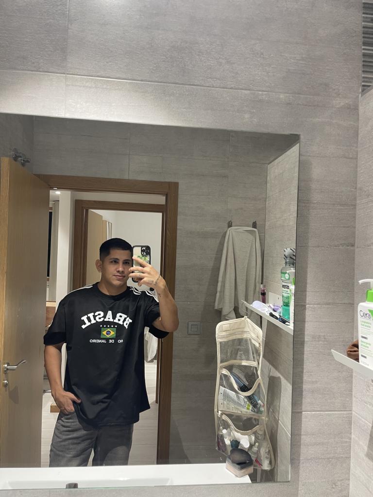 613637662: Chico busca chica en Ciudad Real