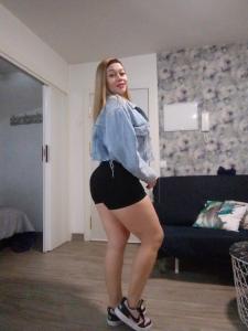 666571475: Chica busca chico en Murcia