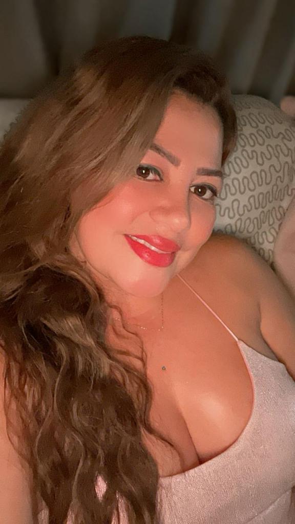 Chica busca chico en Valencia: Chica busca chico