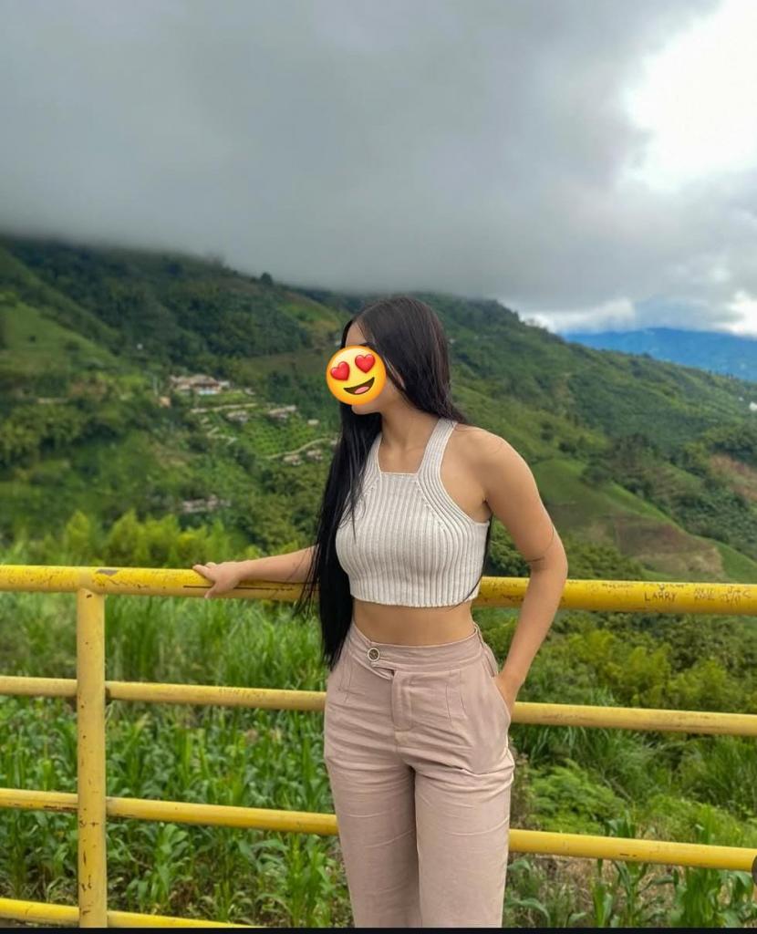 603294110: Chica busca chico en La Coruña