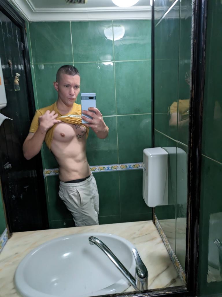 688709553: Chico busca chica en Alicante