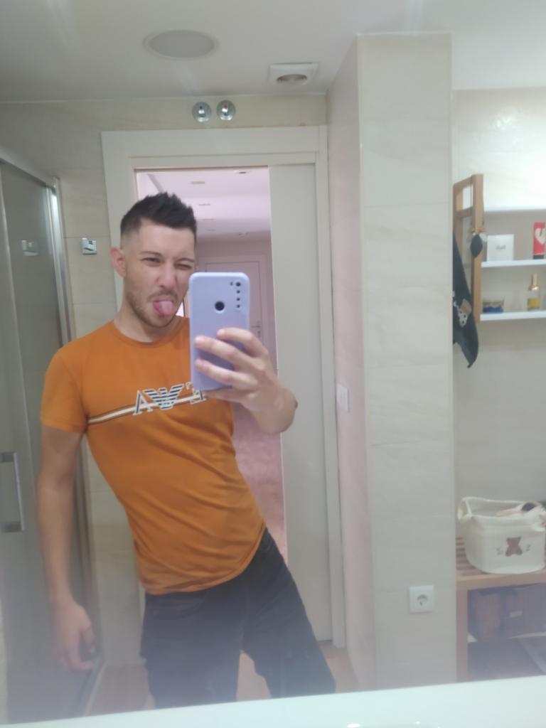 688709553: Chico busca chica en Alicante