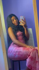 613883758: Chica busca chico en Málaga