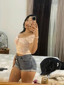 643054264: Chica busca chico en Cantabria