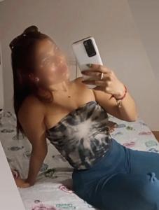 634388270: Chica busca chico en Navarra