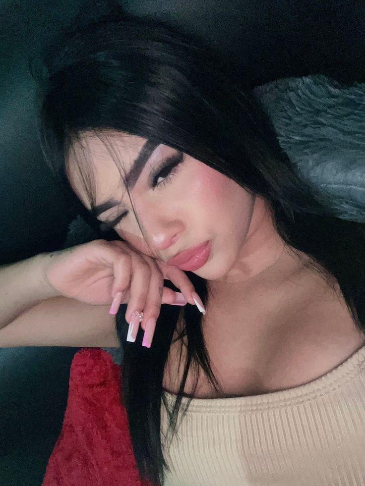 Chica busca chico en Tenerife: 