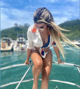 641823023: Chica busca chico en Navarra