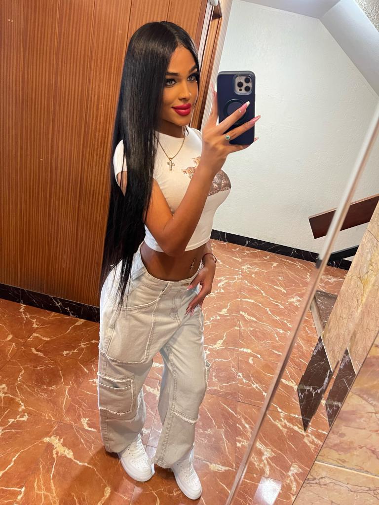 632975552: Transexual en Madrid