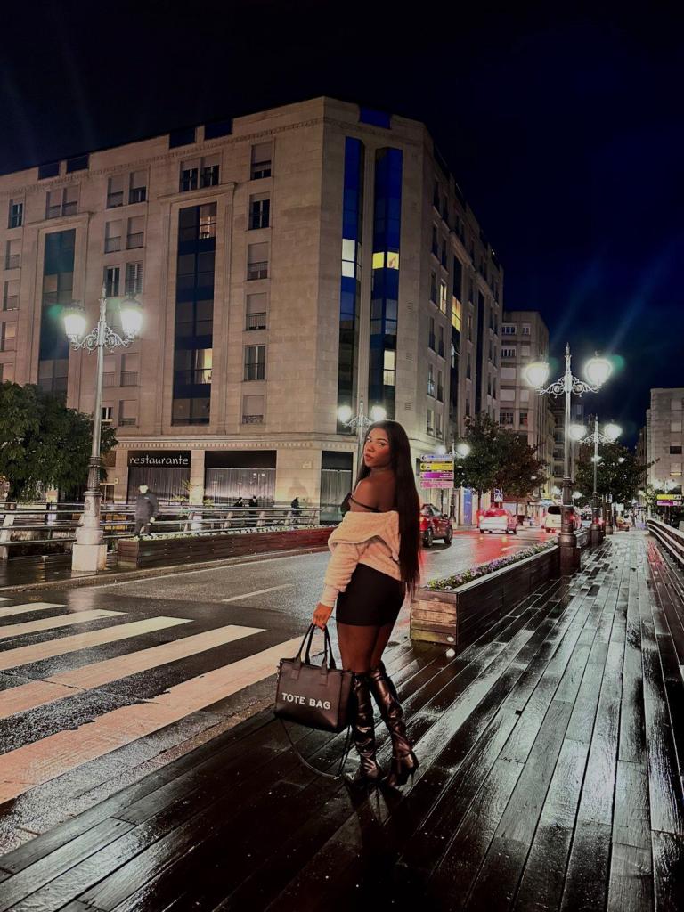 687304703: Transexual en Toledo