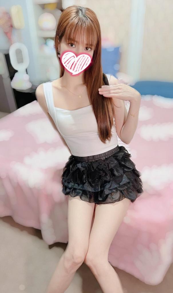 653817332: Chica busca chico en Barcelona