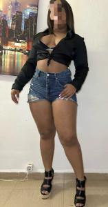 654733477: Chica busca chico en Madrid