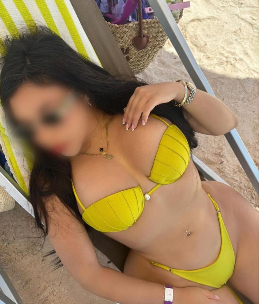 Chica busca chico en Granada: 