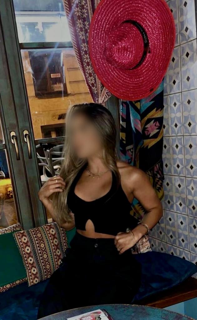 602569277: Chica busca chico en Granada