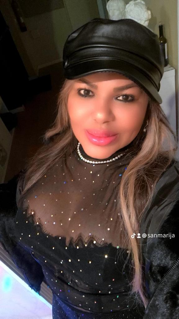 614702696: Chica busca chico en Sevilla