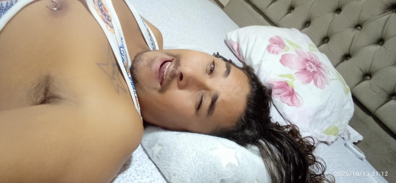 624098034: Chico busca chica en Murcia