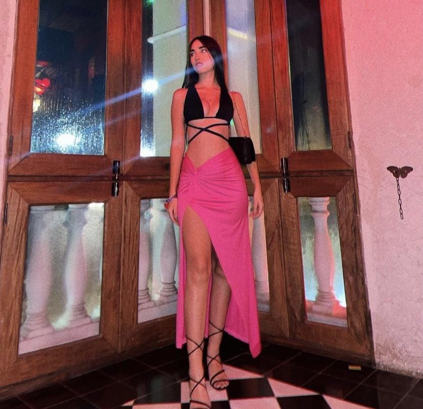 Chica busca chico en Cádiz: 