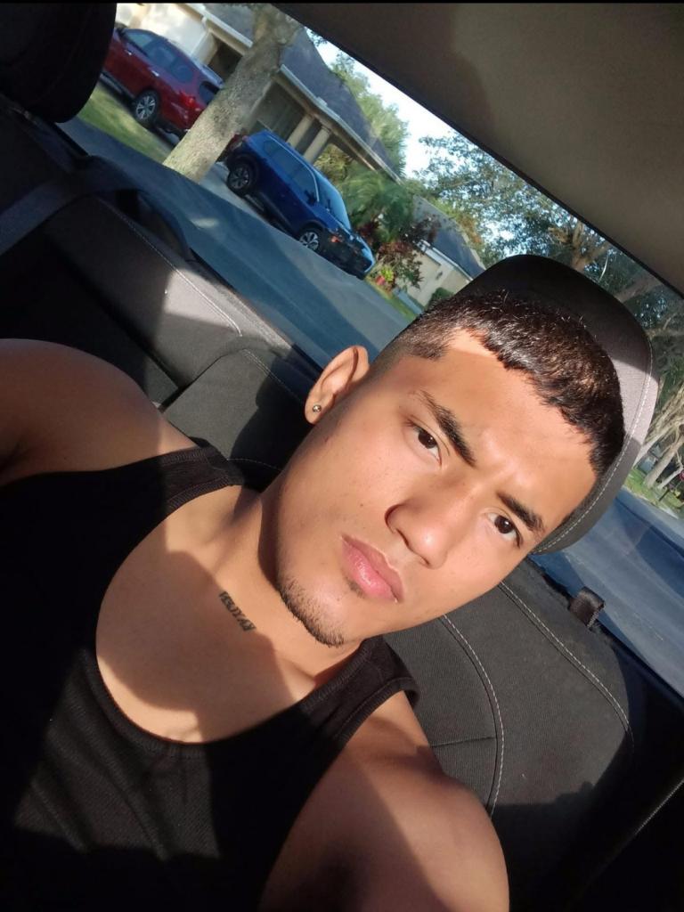 610439941: Chico busca chica en Madrid