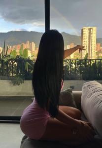 627209907: Chica busca chico en Sevilla