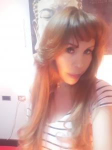 644663257: Transexual en Pontevedra