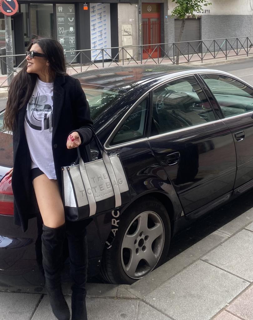 Chica busca chico en La Coruña: 