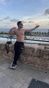 604265003: Chico busca chica en Alicante