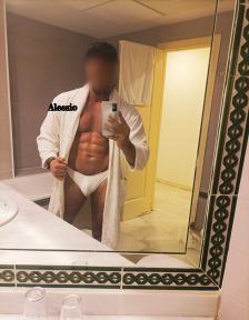 666234398: Chico busca chica en Sevilla