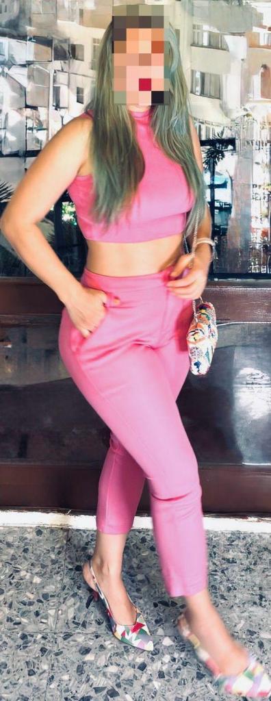 Chica busca chico en Málaga: Chica busca chico