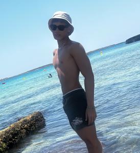 627038459: Chico busca chica en Mallorca