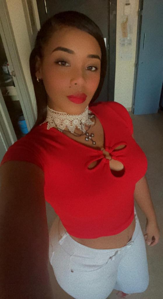 Chica busca chico en Cádiz: 