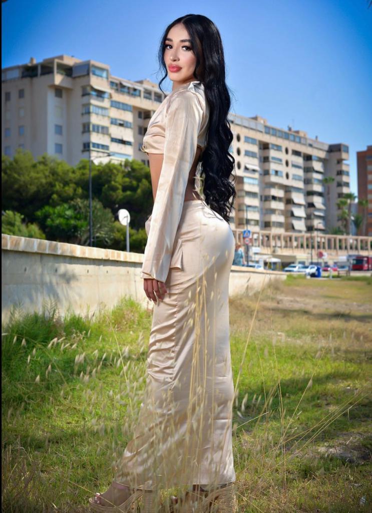 Chica busca chico en Alicante: 