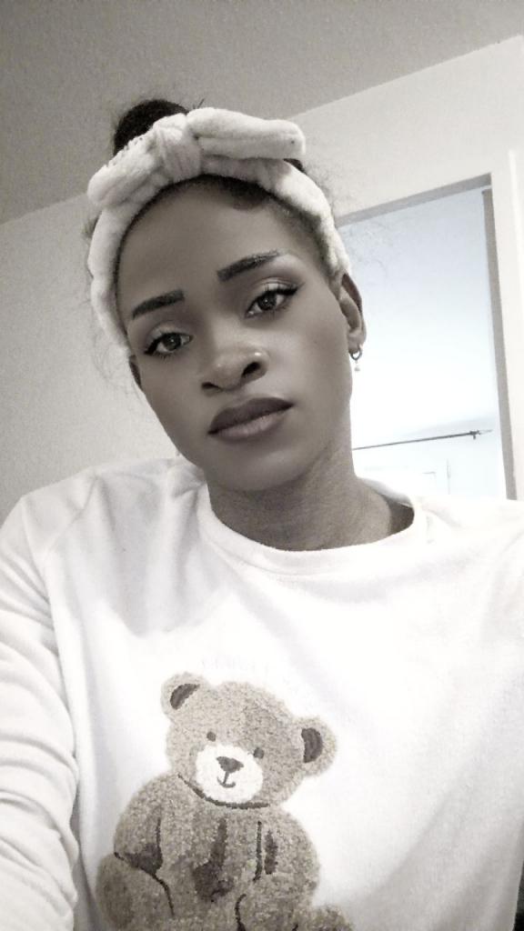 641718194: Transexual en Sevilla