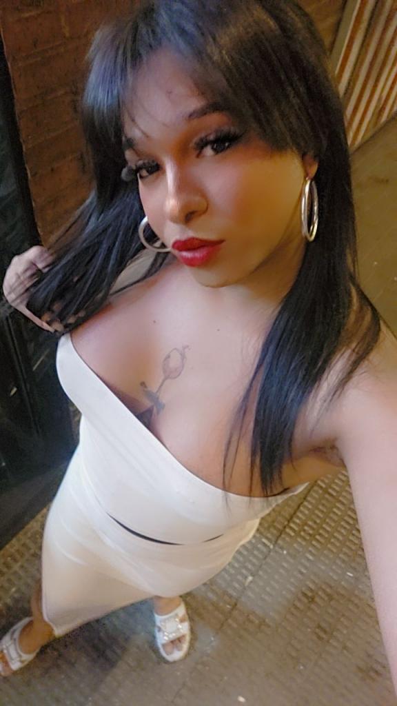 613757052: Travesti en Valladolid