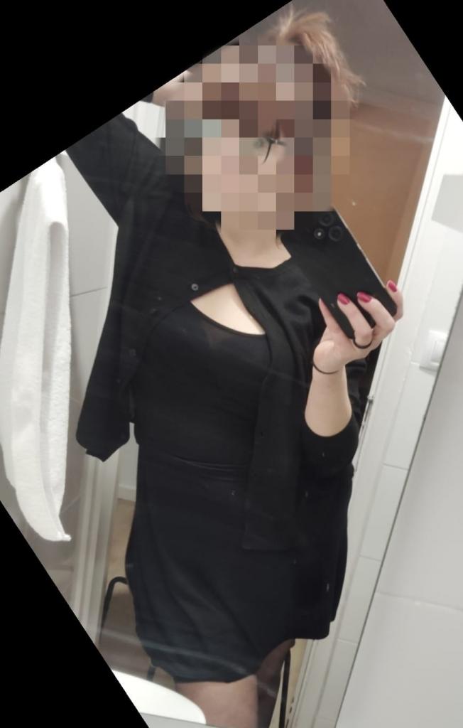 644516747: Chica busca chico en La Coruña