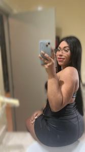 613673382: Chica busca chico en Sevilla