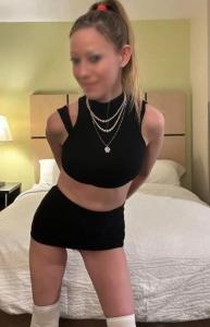 613842589: Chica busca chico en Almería